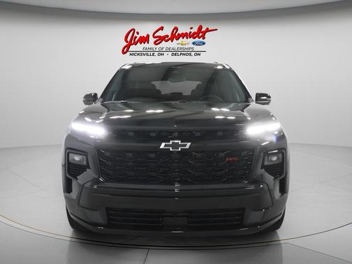 Mosaic Black Metallic 2026 Chevrolet Traverse RS