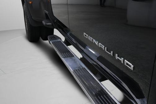 Onyx Black 2023 GMC Sierra 3500 Denali