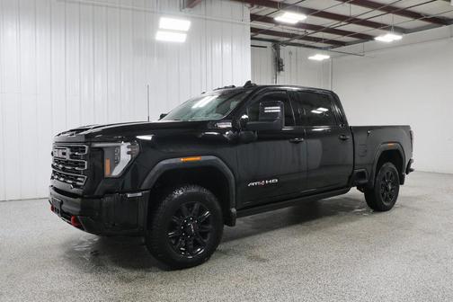 2025 GMC Sierra 2500 AT4