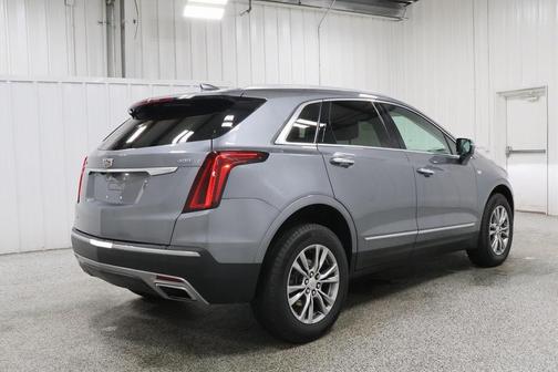 2022 Cadillac XT5 Premium Luxury