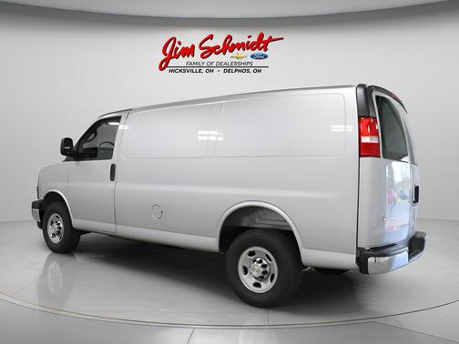 Silver Ice Metallic 2026 Chevrolet Express 2500 Work Van