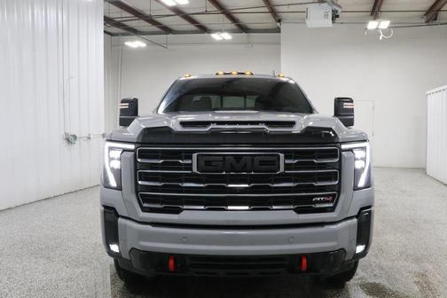 2025 GMC Sierra 2500 AT4
