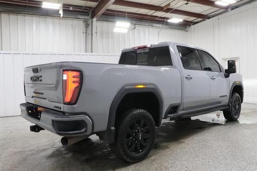 2025 GMC Sierra 2500 AT4