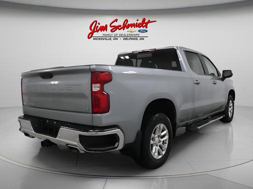 Sterling 2024 Chevrolet Silverado 1500 LT
