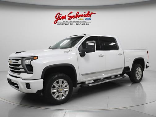 Iridescent Pearl Tricoat 2025 Chevrolet Silverado 3500 High Country