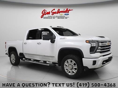 Iridescent Pearl Tricoat 2025 Chevrolet Silverado 3500 High Country