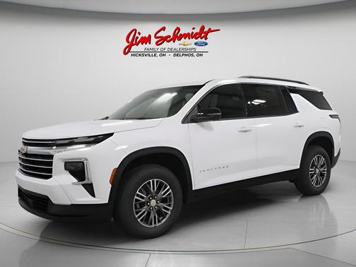 Summit White 2026 Chevrolet Traverse LT