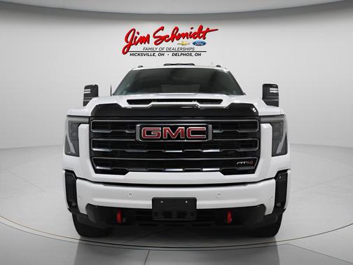 Summit White 2025 GMC Sierra 2500 AT4