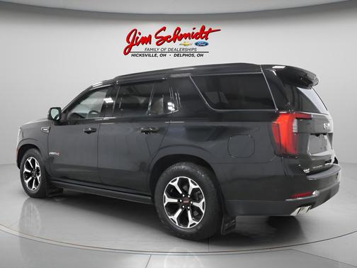 Onyx Black 2025 GMC Yukon AT4 4WD