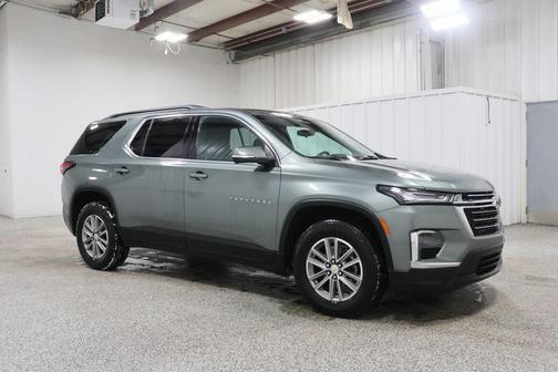 2022 Chevrolet Traverse LT Cloth