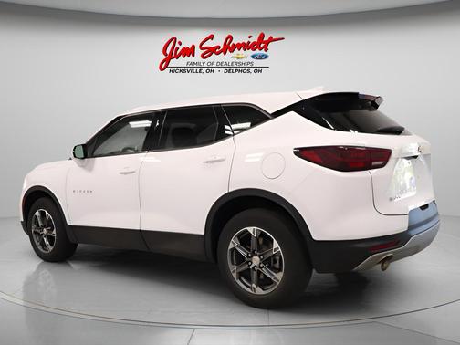 Summit White 2025 Chevrolet Blazer 2LT