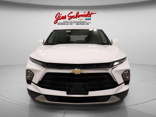 Summit White 2025 Chevrolet Blazer 2LT