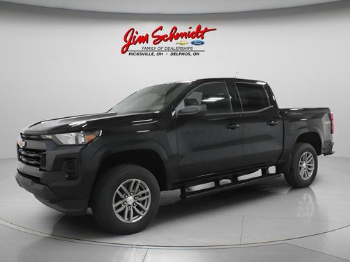 Black 2026 Chevrolet Colorado LT
