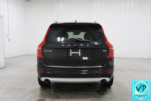 2018 Volvo XC90 T5 Momentum