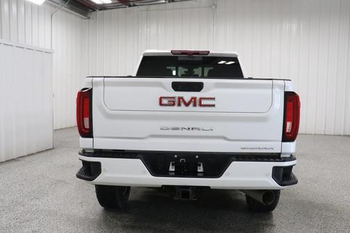 2023 GMC Sierra 2500 Denali
