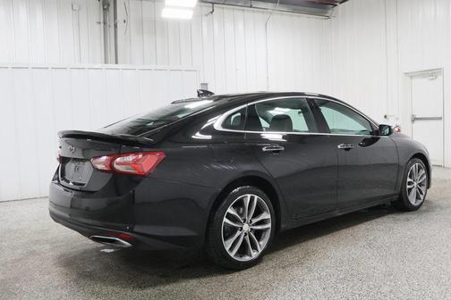 2022 Chevrolet Malibu FWD Premier