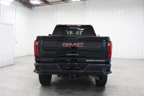 2024 GMC Sierra 2500 Denali