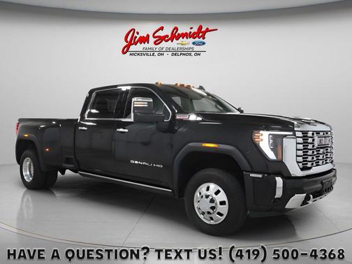 Onyx Black 2025 GMC Sierra 3500 Denali