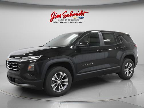 Mosaic Black Metallic 2026 Chevrolet Equinox 1LT