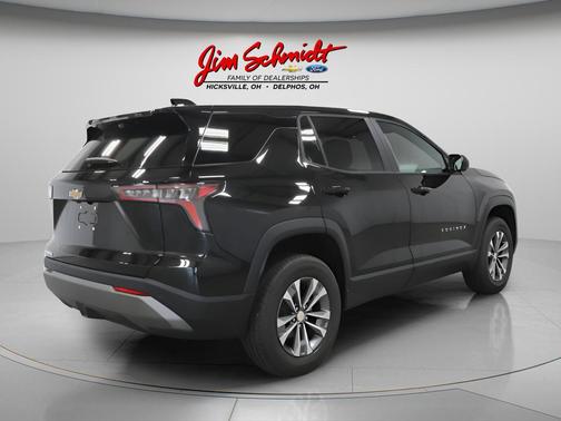 Mosaic Black Metallic 2026 Chevrolet Equinox 1LT