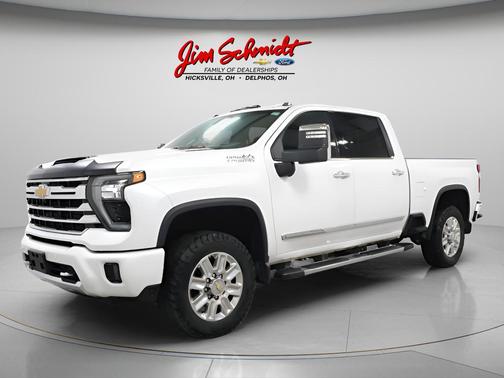 Iridescent Pearl Tricoat 2024 Chevrolet Silverado 2500 High Country