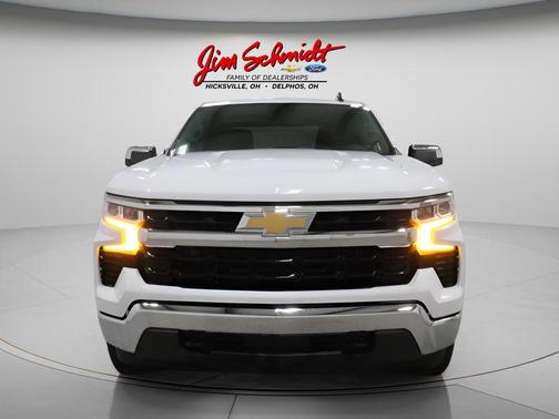 Summit White 2022 Chevrolet Silverado 1500 LT