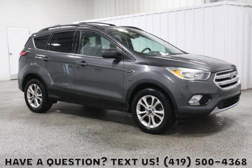 Magnetic Metallic 2018 Ford Escape SE