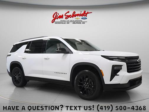 Summit White 2025 Chevrolet Traverse LT