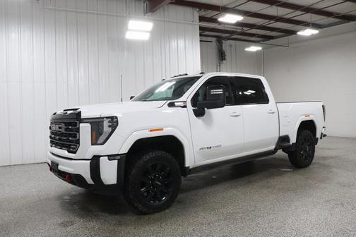 2025 GMC Sierra 2500 AT4