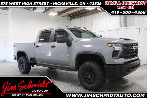 2025 Chevrolet Silverado 2500 4WD Crew Cab Standard Bed ZR2