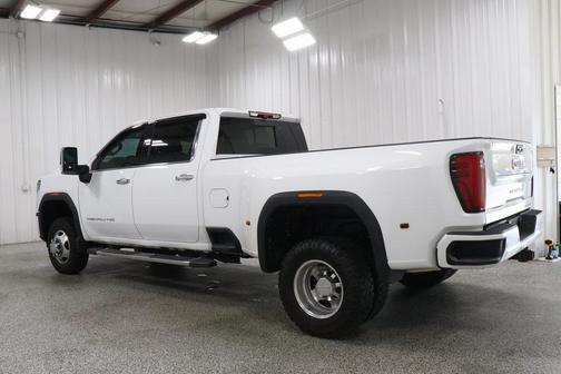 2024 GMC Sierra 3500 Denali