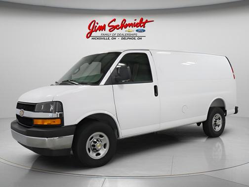 Summit White 2026 Chevrolet Express 2500 Work Van
