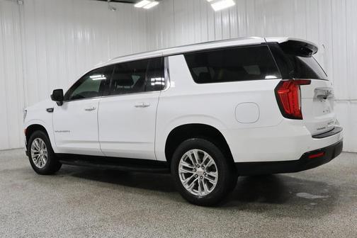 2023 GMC Yukon XL SLE