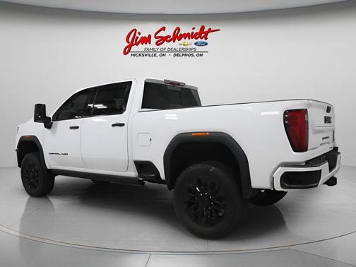 Summit White 2025 GMC Sierra 3500 Denali