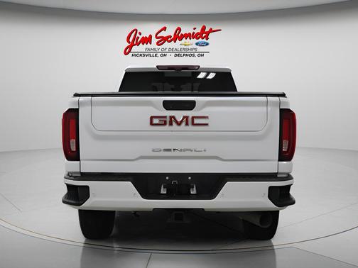 2023 GMC Sierra 2500 Denali