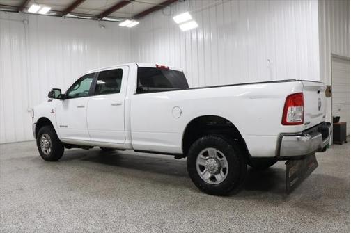 2020 RAM 2500 Big Horn Crew Cab 4X4 8' Box