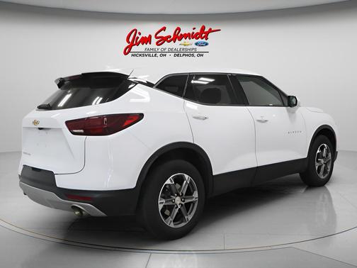 Summit White 2025 Chevrolet Blazer 2LT