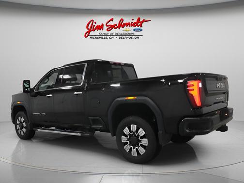Onyx Black 2024 GMC Sierra 2500 Denali