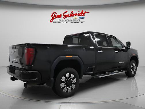 Onyx Black 2024 GMC Sierra 2500 Denali