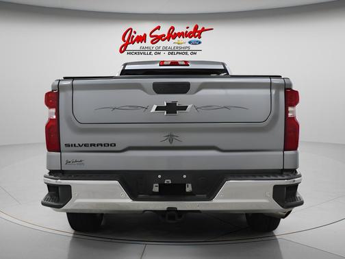 Sterling Gray Metallic 2024 Chevrolet Silverado 1500 WT