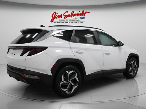 White Pearl 2024 Hyundai TUCSON SEL