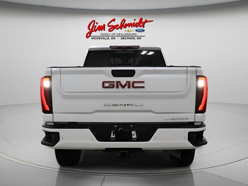White Frost Tricoat 2024 GMC Sierra 2500 Denali