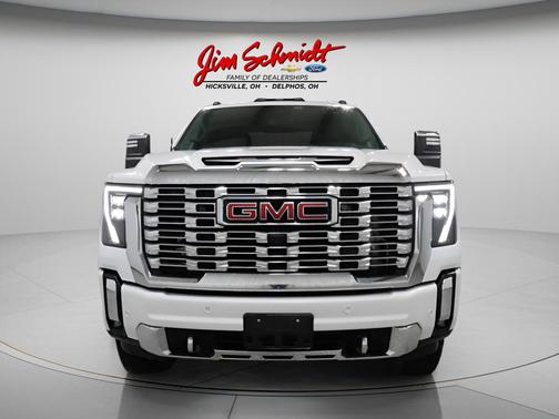 White Frost Tricoat 2024 GMC Sierra 2500 Denali