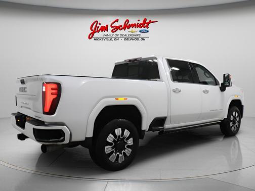 White Frost Tricoat 2024 GMC Sierra 2500 Denali