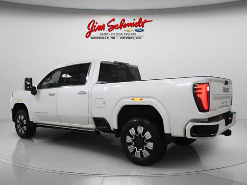 White Frost Tricoat 2024 GMC Sierra 2500 Denali