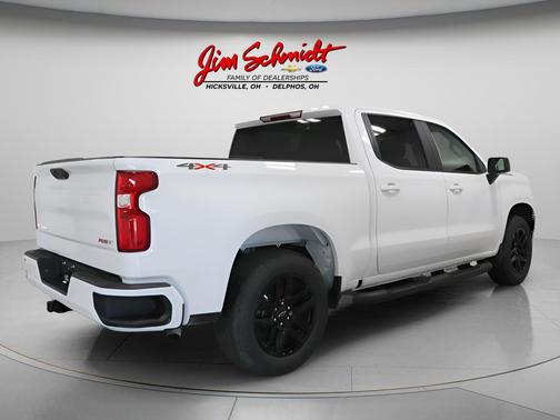 Summit White 2026 Chevrolet Silverado 1500 RST