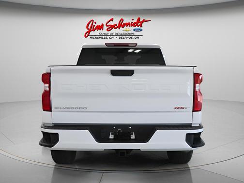 Summit White 2026 Chevrolet Silverado 1500 RST