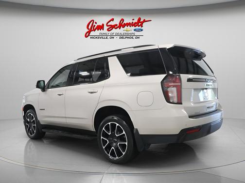Empire Beige Metallic 2024 Chevrolet Tahoe RST
