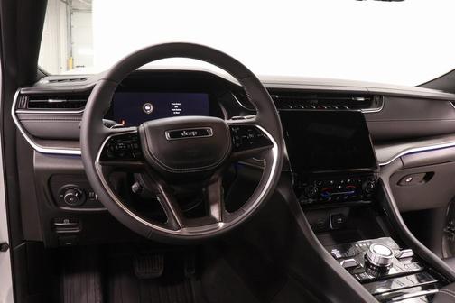2024 Jeep Grand Cherokee L Overland