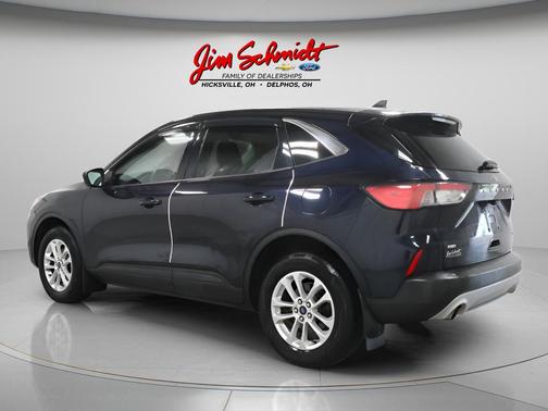 Blue Metallic 2021 Ford Escape SE
